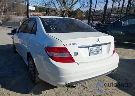 2010 Mercedes-Benz C 300 Luxury/Sport from USA, damaged, VIN WDDGF5EB5AR092553